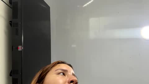 Samantha Roberts online show from February 19, 12:28 am