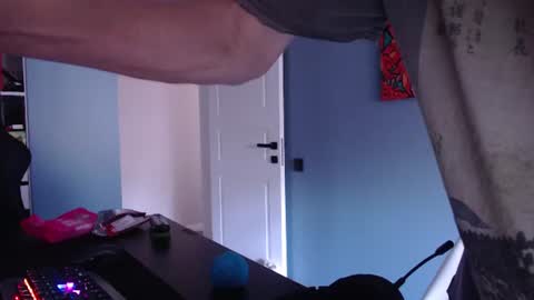 sam_skywalker online show from July 31, 9:19 am