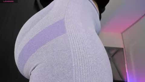 Snapshot of samaay_ chatting on October 23, 3:50 am samaay_ online show from October 23, 3:50 am