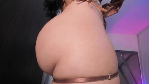 Snapshot of samaay_ chatting on December 1, 12:15 am samaay_ online show from December 1, 12:15 am