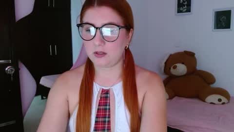 Snapshot of samanta_0277 chatting on October 7, 1:25 am samanta_0277 online show from October 7, 1:25 am