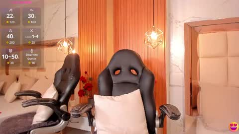Snapshot of samanta_quinn chatting on July 9, 7:01 am samantha online show from July 9, 7:01 am