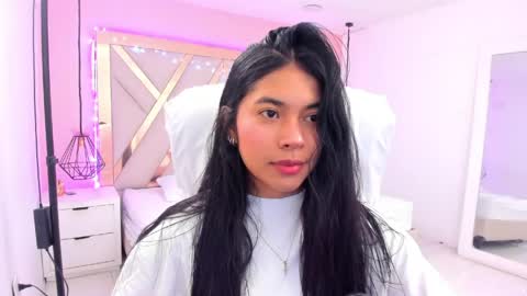 Snapshot of samantaa_shy chatting on May 27, 2:41 am sam online show from May 27, 2:41 am
