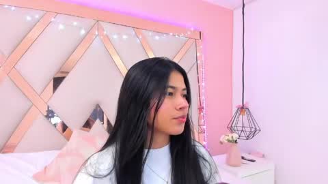 Snapshot of samantaa_shy chatting on May 31, 3:04 am sam online show from May 31, 3:04 am
