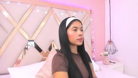Snapshot of samantaa_shy chatting on June 14, 3:41 am sam online show from June 14, 3:41 am