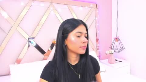 Snapshot of samantaa_shy chatting on June 15, 4:25 am sam online show from June 15, 4:25 am