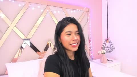 Snapshot of samantaa_shy chatting on June 20, 4:15 am sam online show from June 20, 4:15 am