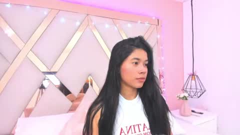 Snapshot of samantaa_shy chatting on June 28, 4:07 am sam online show from June 28, 4:07 am
