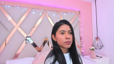 Snapshot of samantaa_shy chatting on June 30, 2:56 am sam online show from June 30, 2:56 am
