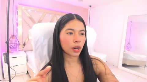 Snapshot of samantaa_shy chatting on July 10, 2:27 am sam online show from July 10, 2:27 am