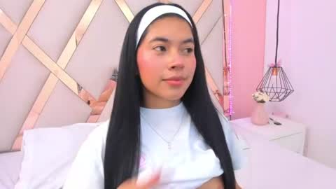 Snapshot of samantaa_shy chatting on July 18, 4:05 am sam online show from July 18, 4:05 am