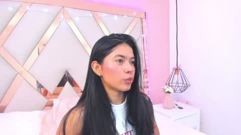 Snapshot of samantaa_shy chatting on July 24, 2:31 am sam online show from July 24, 2:31 am
