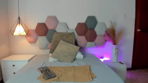 Samanta Vee online show from September 9, 11:32 am