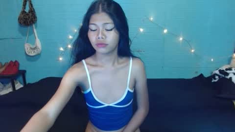 Snapshot of samantha_clariss chatting on November 18, 3:16 pm samantha_clariss online show from November 18, 3:16 pm