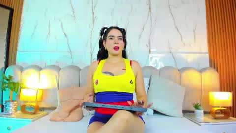 samantha_fiire online show from July 7, 12:31 pm