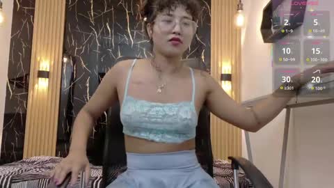    online show from May 28, 11:29 am