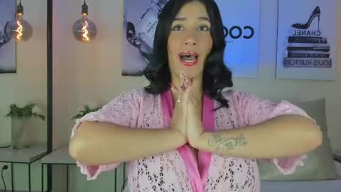 Snapshot of samantha_hotly chatting on June 10, 8:02 am Samantha online show from June 10, 8:02 am