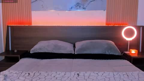 Snapshot of samantha_moons chatting on June 2, 11:51 pm samantha_moons online show from June 2, 11:51 pm