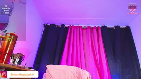 Snapshot of samantha_pagnini chatting on June 5, 6:52 am samantha_pagnini online show from June 5, 6:52 am
