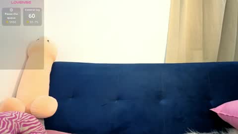 Samantha Ros online show from April 29, 12:53 pm