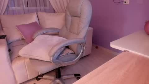 Snapshot of samantha_thompsoon chatting on July 6, 10:56 pm samantha_thompsoon online show from July 6, 10:56 pm
