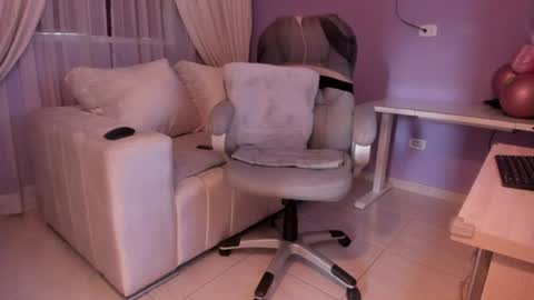 Snapshot of samantha_thompsoon chatting on July 27, 10:39 pm samantha_thompsoon online show from July 27, 10:39 pm