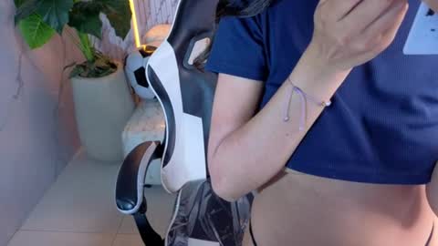 Snapshot of samantha_tx_ chatting on July 14, 10:21 am Samantha online show from July 14, 10:21 am
