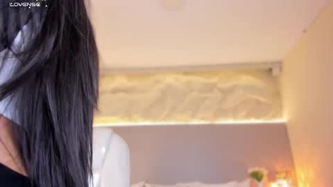 Snapshot of samanthaa_22_ chatting on May 7, 11:26 am Samanthaa online show from May 7, 11:26 am