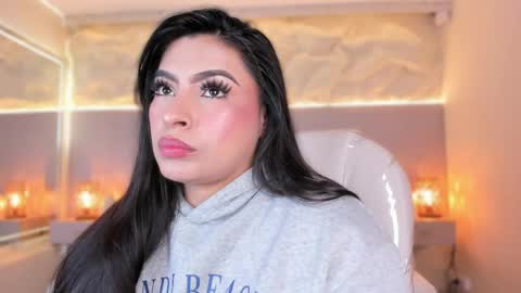 Snapshot of samanthaa_22_ chatting on May 8, 11:37 am Samanthaa online show from May 8, 11:37 am