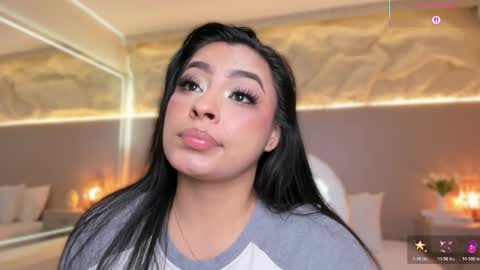 Snapshot of samanthaa_22_ chatting on May 26, 11:17 am Samanthaa online show from May 26, 11:17 am