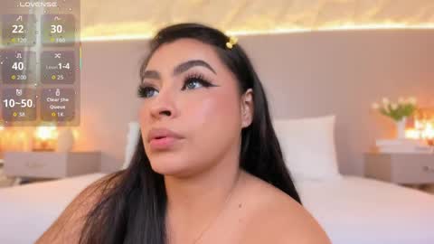 Snapshot of samanthaa_22_ chatting on June 1, 11:34 am Samanthaa online show from June 1, 11:34 am