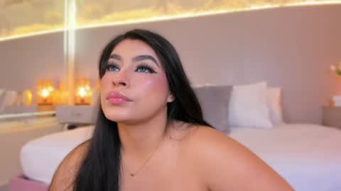 Snapshot of samanthaa_22_ chatting on June 2, 11:34 am Samanthaa online show from June 2, 11:34 am