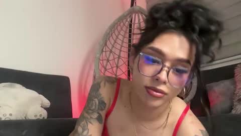 Snapshot of samanthabernardo_ chatting on May 28, 4:10 am Samantha Bernardo online show from May 28, 4:10 am