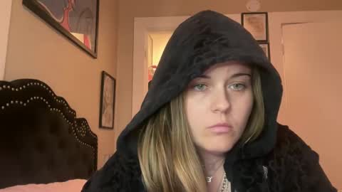 Snapshot of samanthafever chatting on October 14, 8:04 am samanthafever online show from October 14, 8:04 am