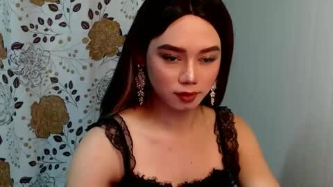 samanthakimber online show from March 5, 6:15 pm