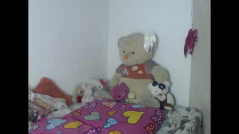 Snapshot of samanthakler17 chatting on December 27, 4:32 pm samantha online show from December 27, 4:32 pm