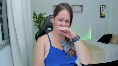 Samantha samy online show from December 18, 1:37 am