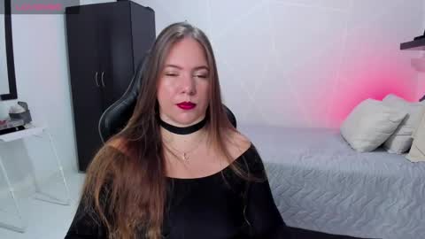 Samantha samy online show from October 12, 10:42 pm