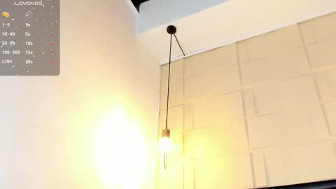 Snapshot of samanthamilan1 chatting on November 25, 10:04 am Sam online show from November 25, 10:04 am