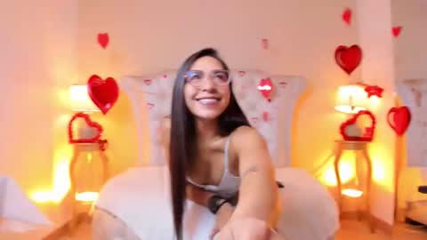 Snapshot of samanthamorelli chatting on February 23, 12:24 pm Sam online show from February 23, 12:24 pm