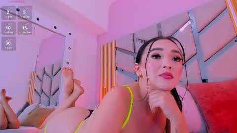 Snapshot of samanthapardo chatting on May 4, 8:16 pm SAMANTHA online show from May 4, 8:16 pm