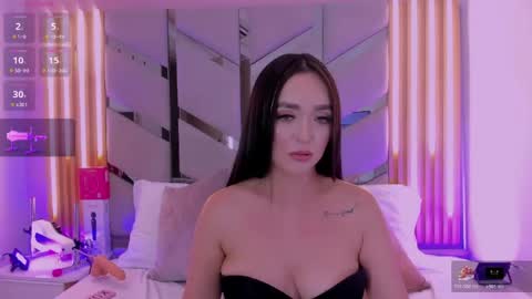 Snapshot of samanthapardo chatting on June 4, 9:43 pm SAMANTHA online show from June 4, 9:43 pm