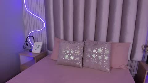 Snapshot of samanthapeachs chatting on October 21, 11:55 am Alejandra online show from October 21, 11:55 am