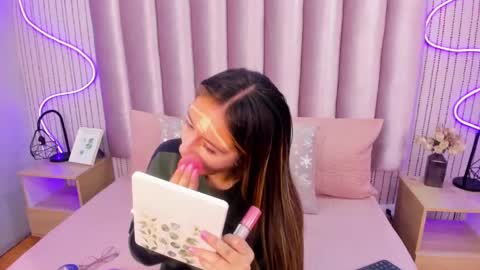 Snapshot of samanthapeachs chatting on November 12, 11:43 am Alejandra online show from November 12, 11:43 am