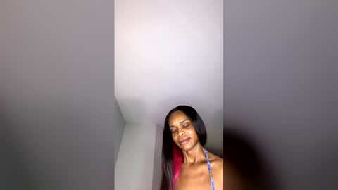 Snapshot of samanthaporsha chatting on May 7, 4:56 pm samanthaporsha online show from May 7, 4:56 pm
