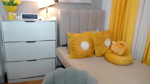 Snapshot of samanthasaintz chatting on March 11, 5:02 am Sam online show from March 11, 5:02 am