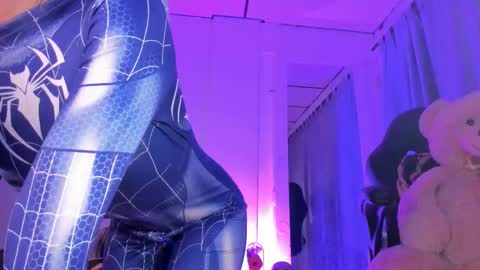 Sam online show from October 10, 11:48 pm