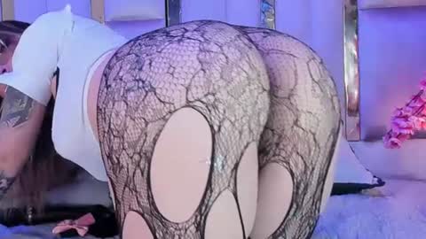 Snapshot of samarajhonson_ chatting on June 22, 9:45 pm Samara jhonson online show from June 22, 9:45 pm