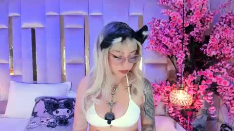 Snapshot of samarajhonson_ chatting on July 25, 9:34 pm Samara jhonson online show from July 25, 9:34 pm