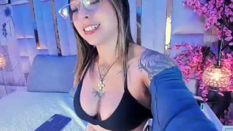 Snapshot of samarajhonson_ chatting on August 3, 11:19 pm Samara jhonson online show from August 3, 11:19 pm
